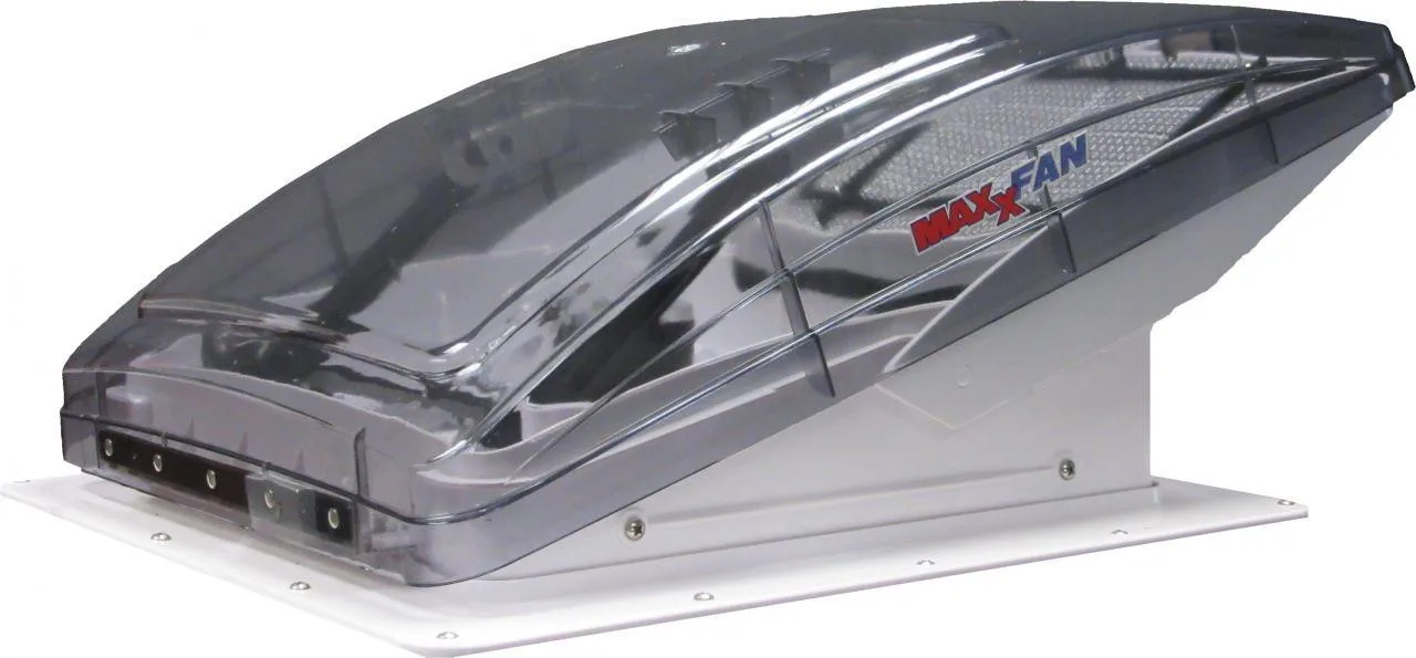 MaxxFan Deluxe 400 x 400mm rooflight fan