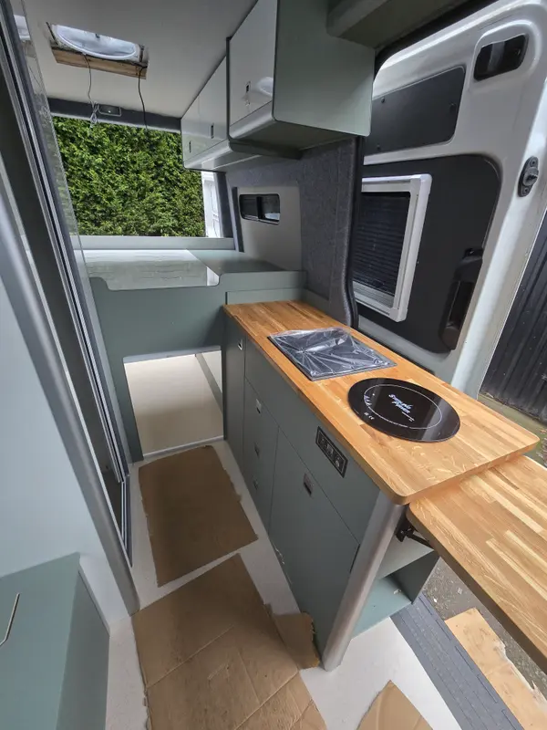 VANZ Adventures build 5