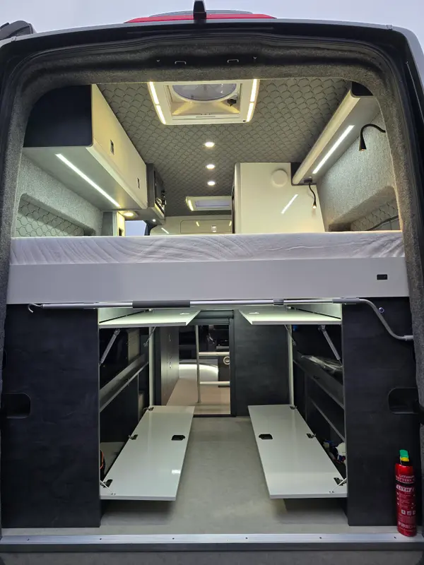 VANZ Adventures build 21