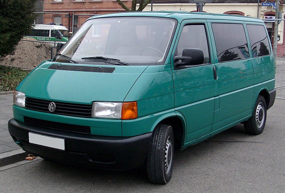 T4 (1990–2003) front view
